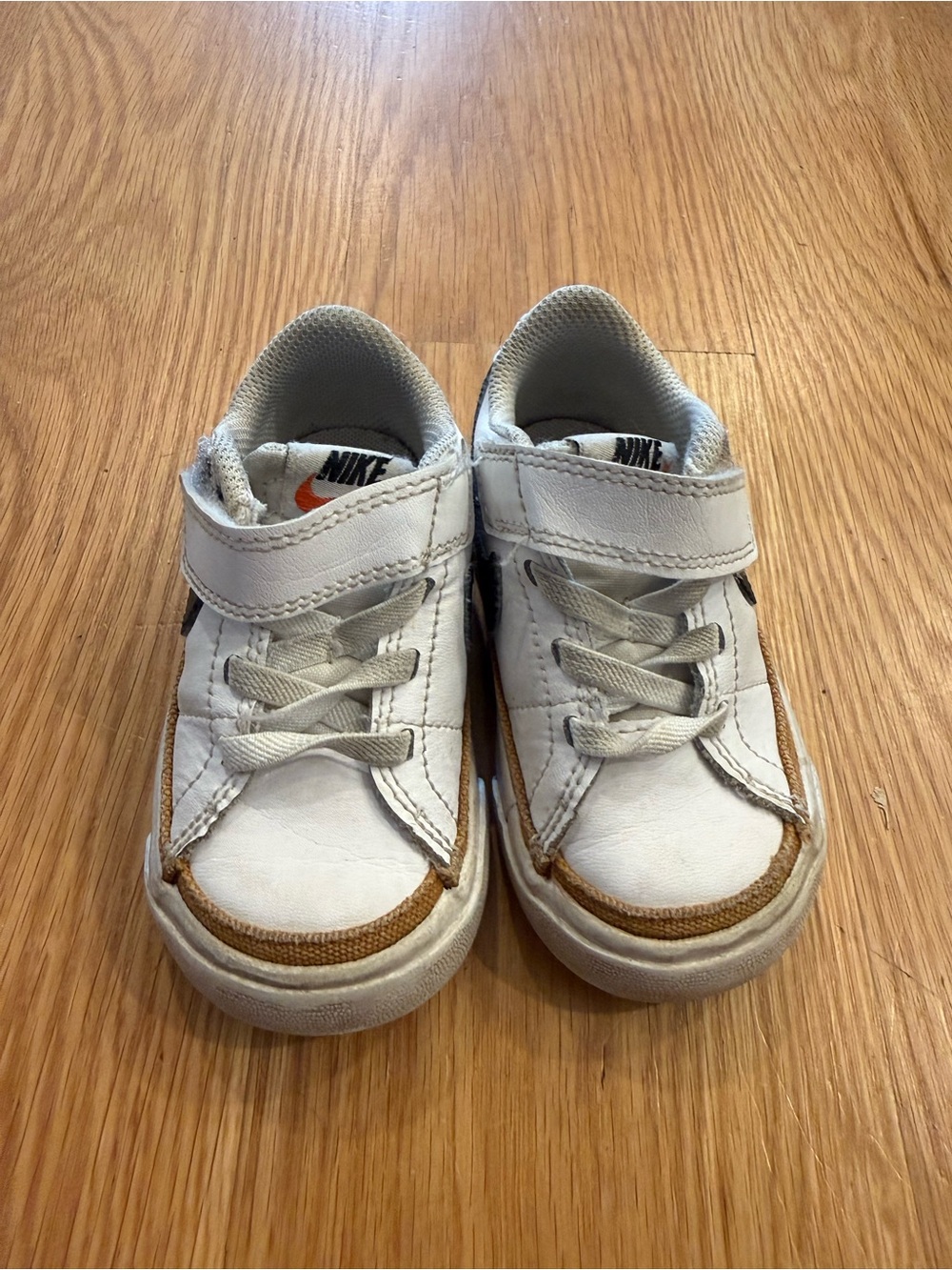 Nike Court Legacy 5c